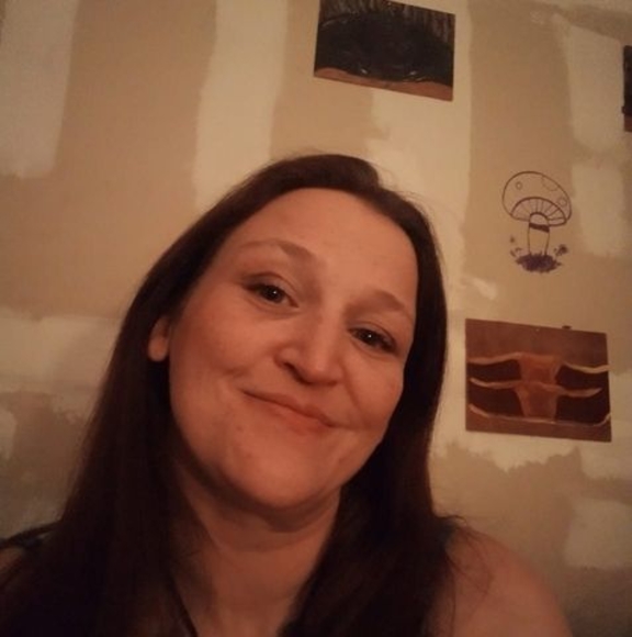 Meet your Posher, Jessica - Picture 1 of 1